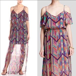 ⭐️ Offer B2G2! BUY 2 GET 2 FREE! 
Ella Moss Silk Print Cold Shoulder Maxi Dress